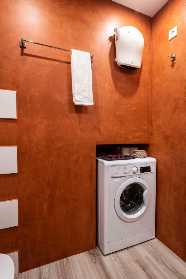 Acropolis Koukaki Newly Renovated 55Sq.M Apartment เอเธนส์ ภายนอก รูปภาพ